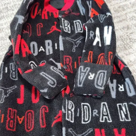 Michael Jordan fleece footed one piece pajamas pjs size 3 months - Picture 9 of 9